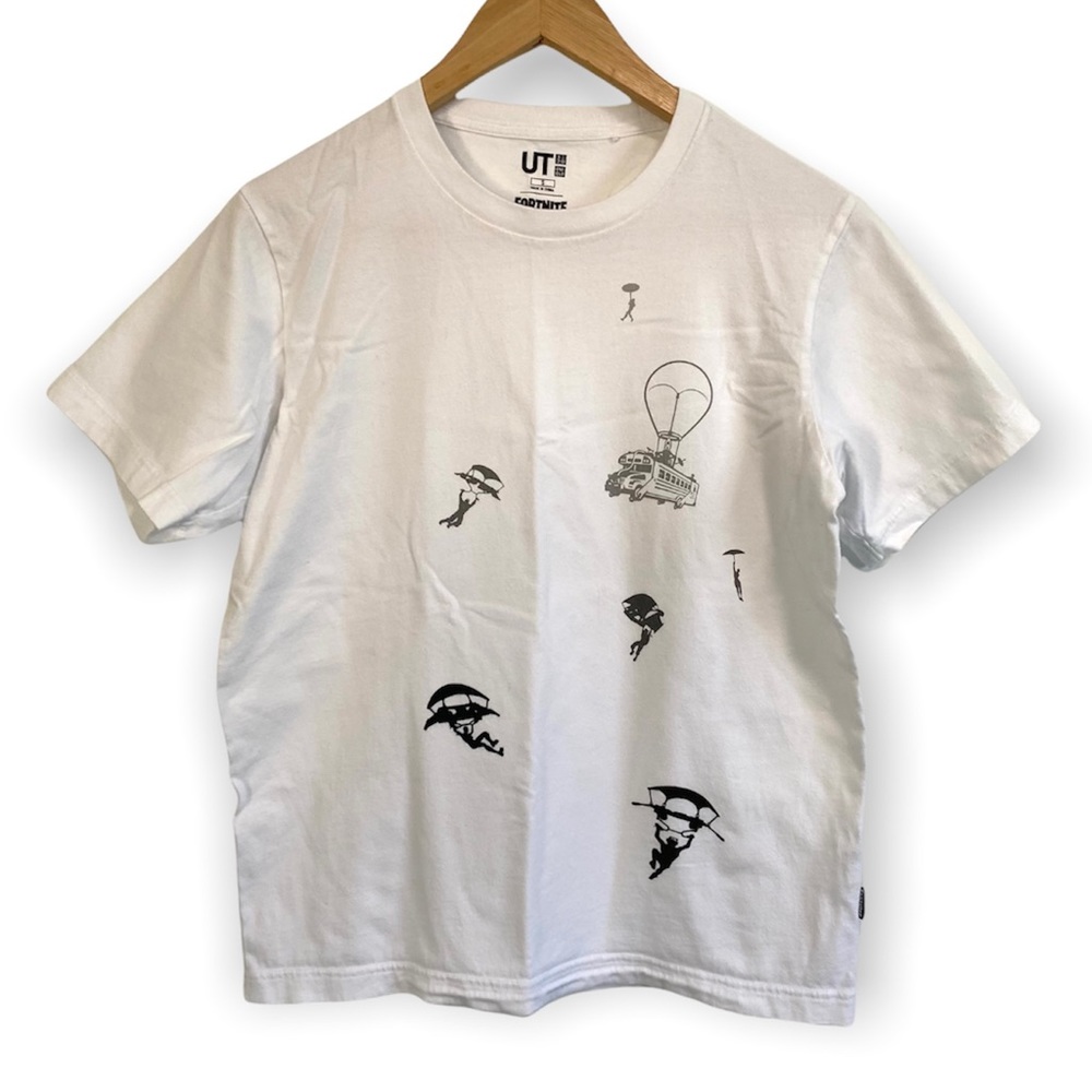 Rare UNIQLO Fortnite T shirt Size Small - Very Small Flaw